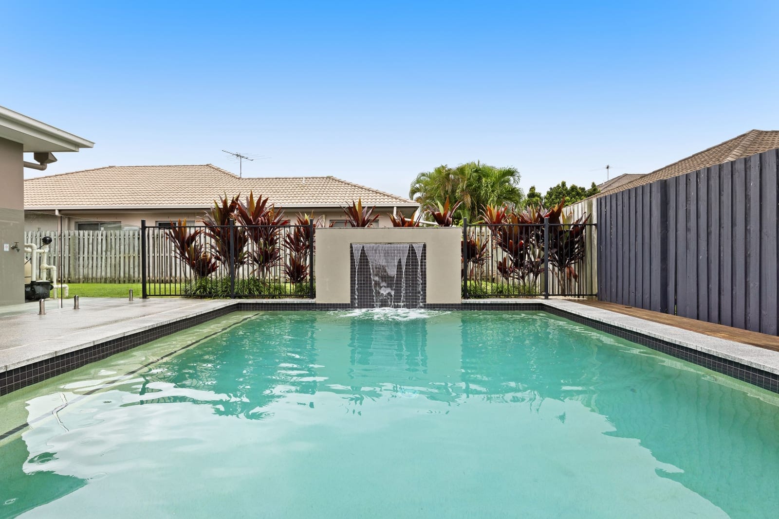 Spacious Family Dream Home in Serene Cul-de-sac Setting
