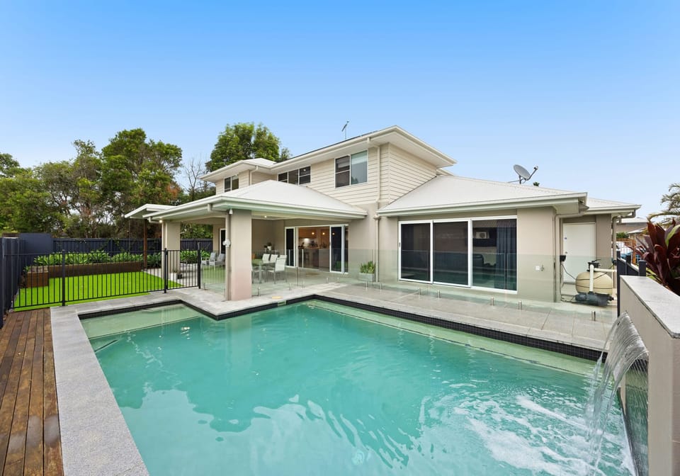 Spacious Family Dream Home in Serene Cul-de-sac Setting