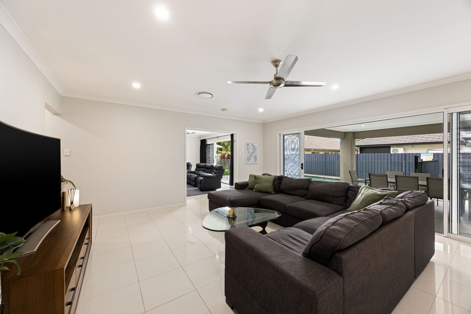 Spacious Family Dream Home in Serene Cul-de-sac Setting