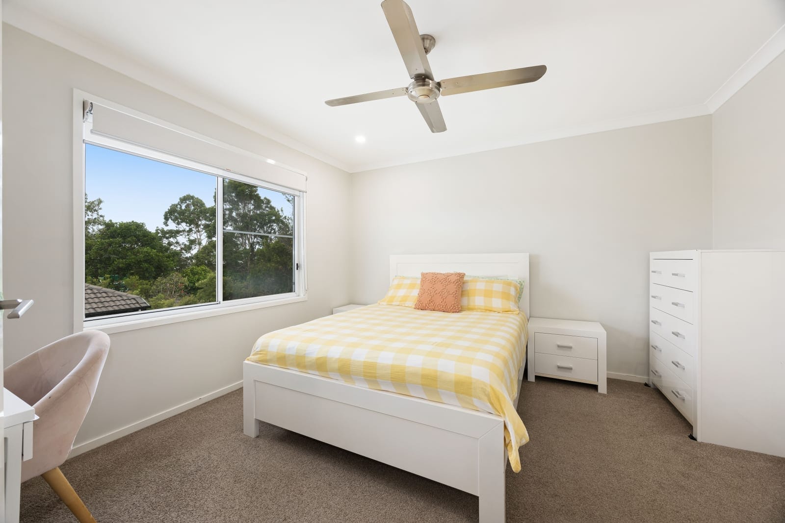 Spacious Family Dream Home in Serene Cul-de-sac Setting
