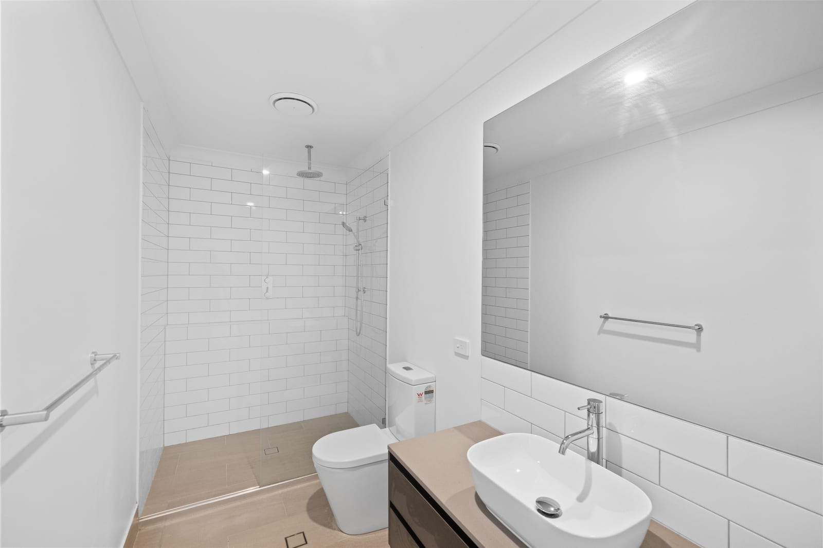 Exclusive Boutique Townhome in Bracken Ridge