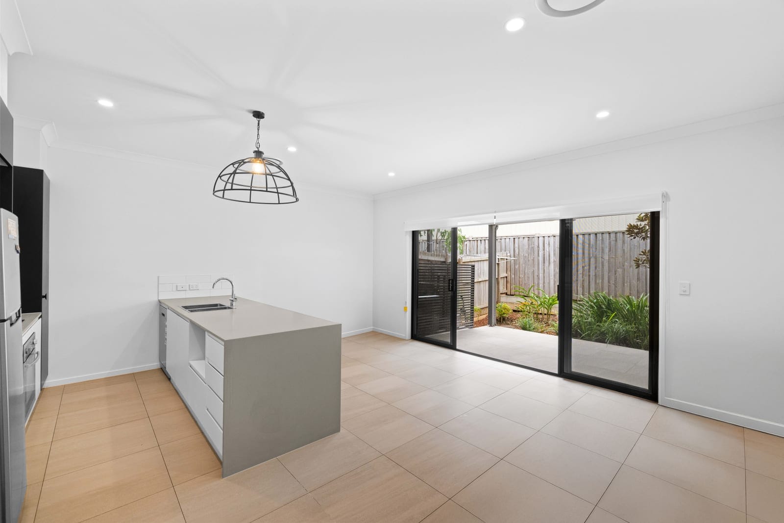 Exclusive Boutique Townhome in Bracken Ridge