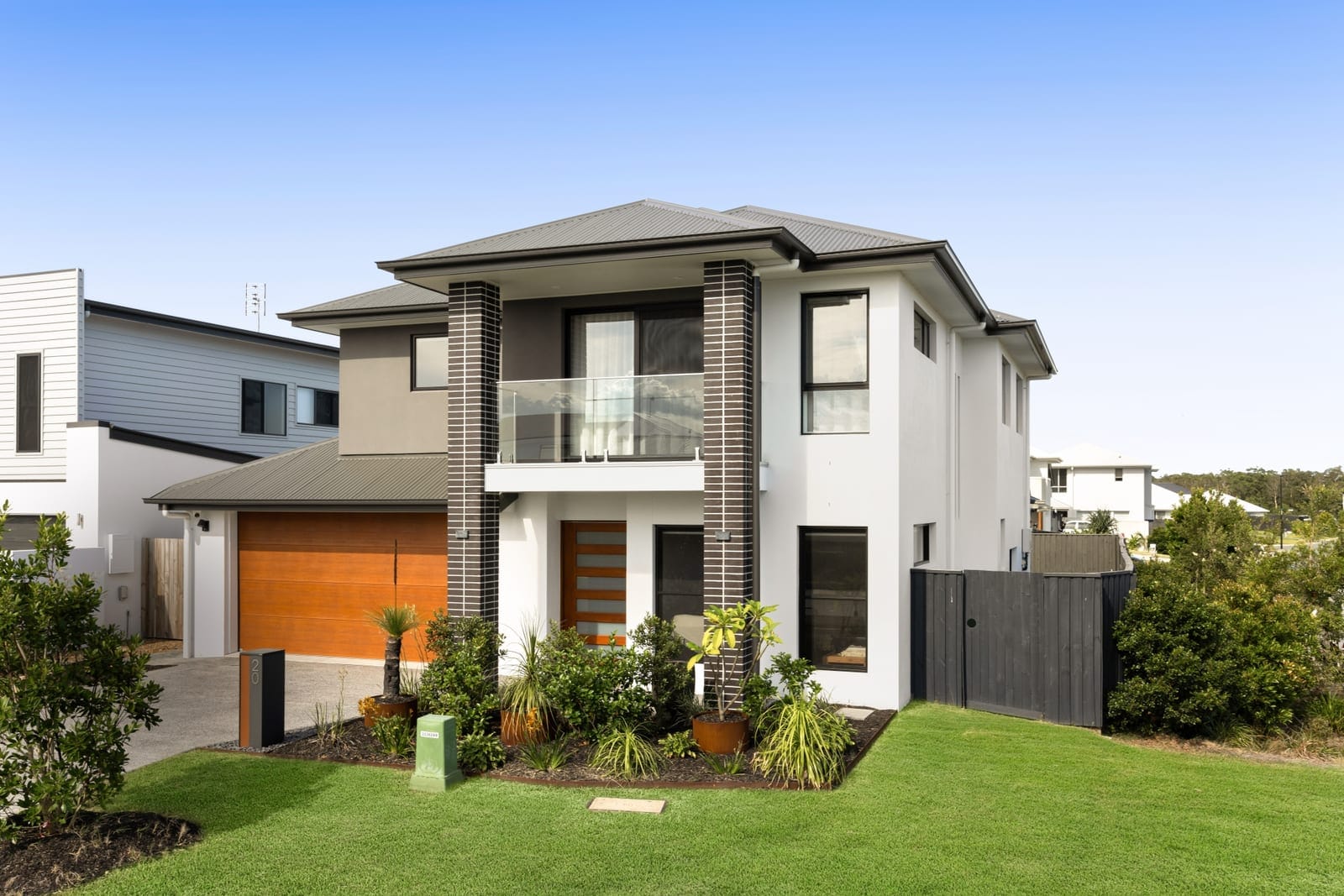 SOLD BY CASSIE KENNEDY & TEAM SOF & CHRIS AT TOWN