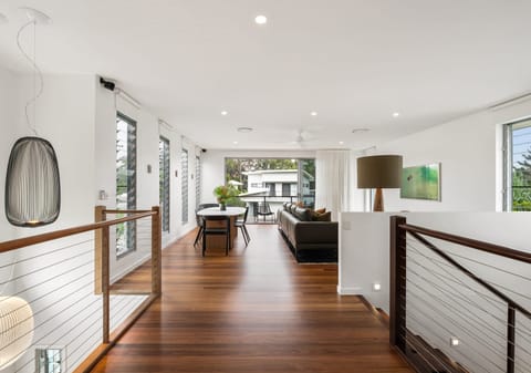 Private Contemporary Sanctuary