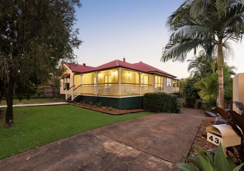 Queenslander Charm, Palmwoods Perfection