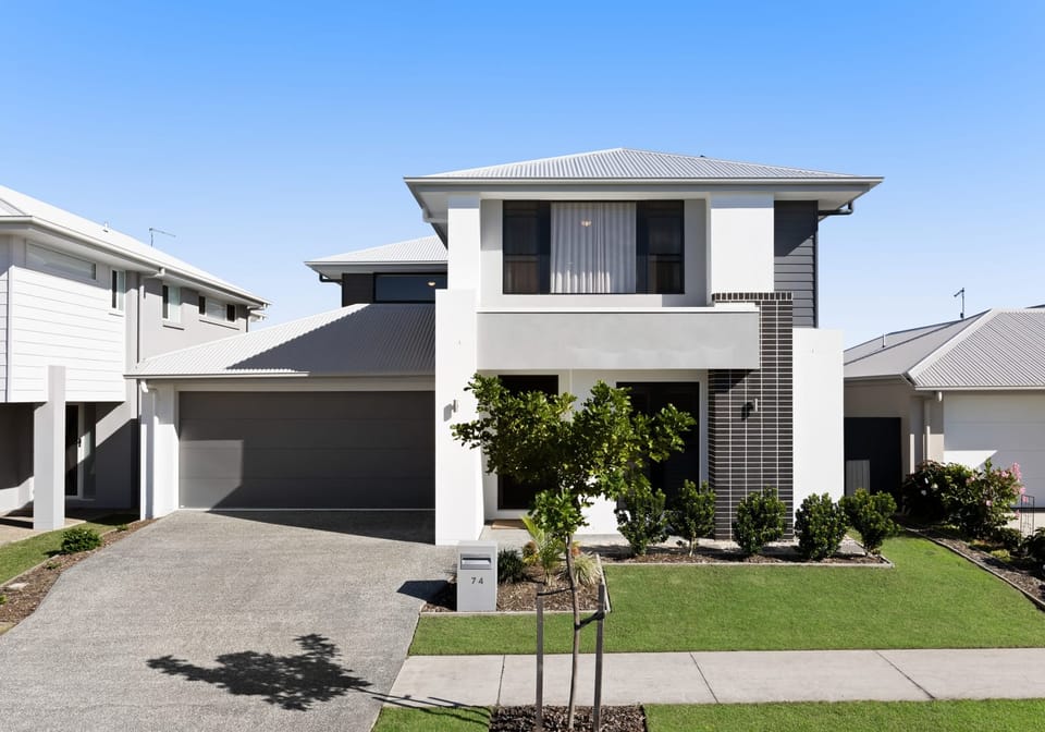 SOLD by Team Cassie Kennedy!