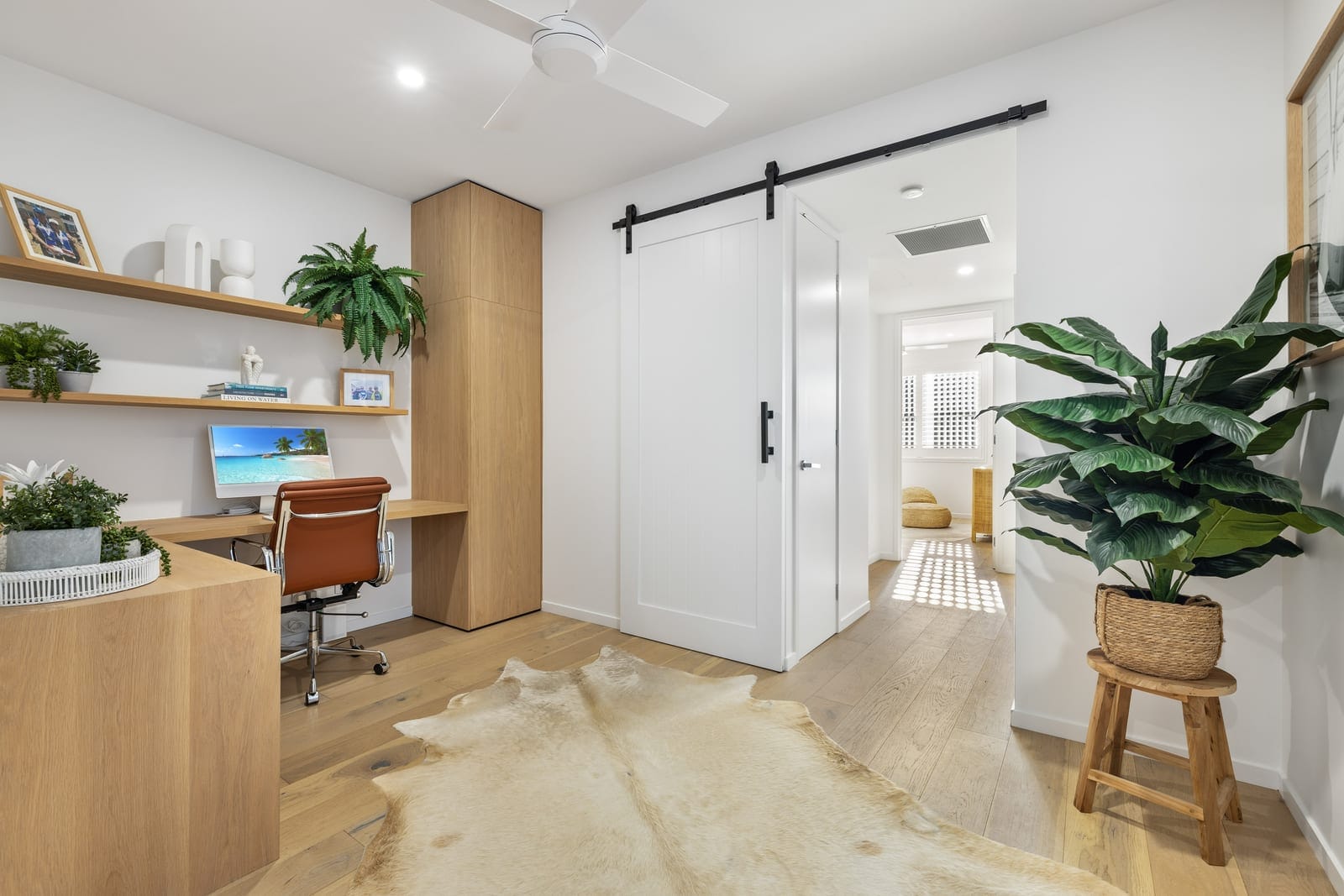 Freehold Beach House With Views and Private Lift