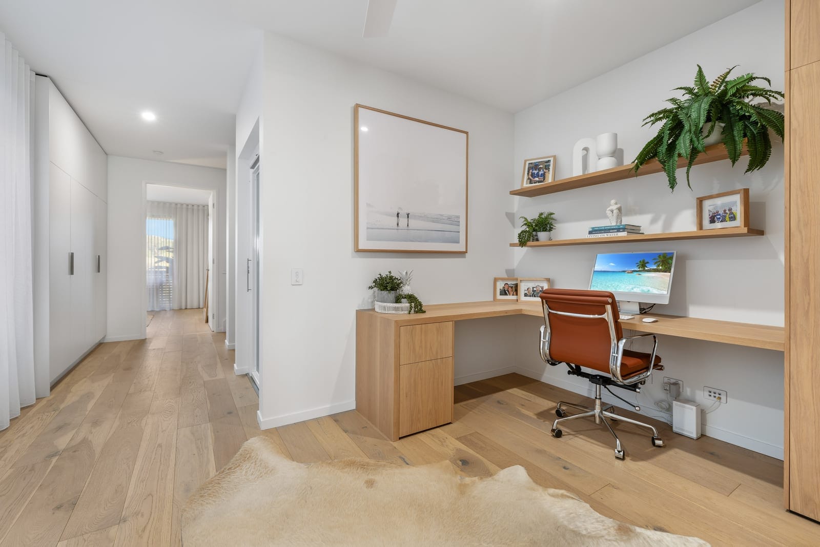 Freehold Beach House With Views and Private Lift