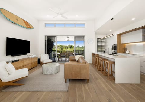 Freehold Beach House With Views and Private Lift