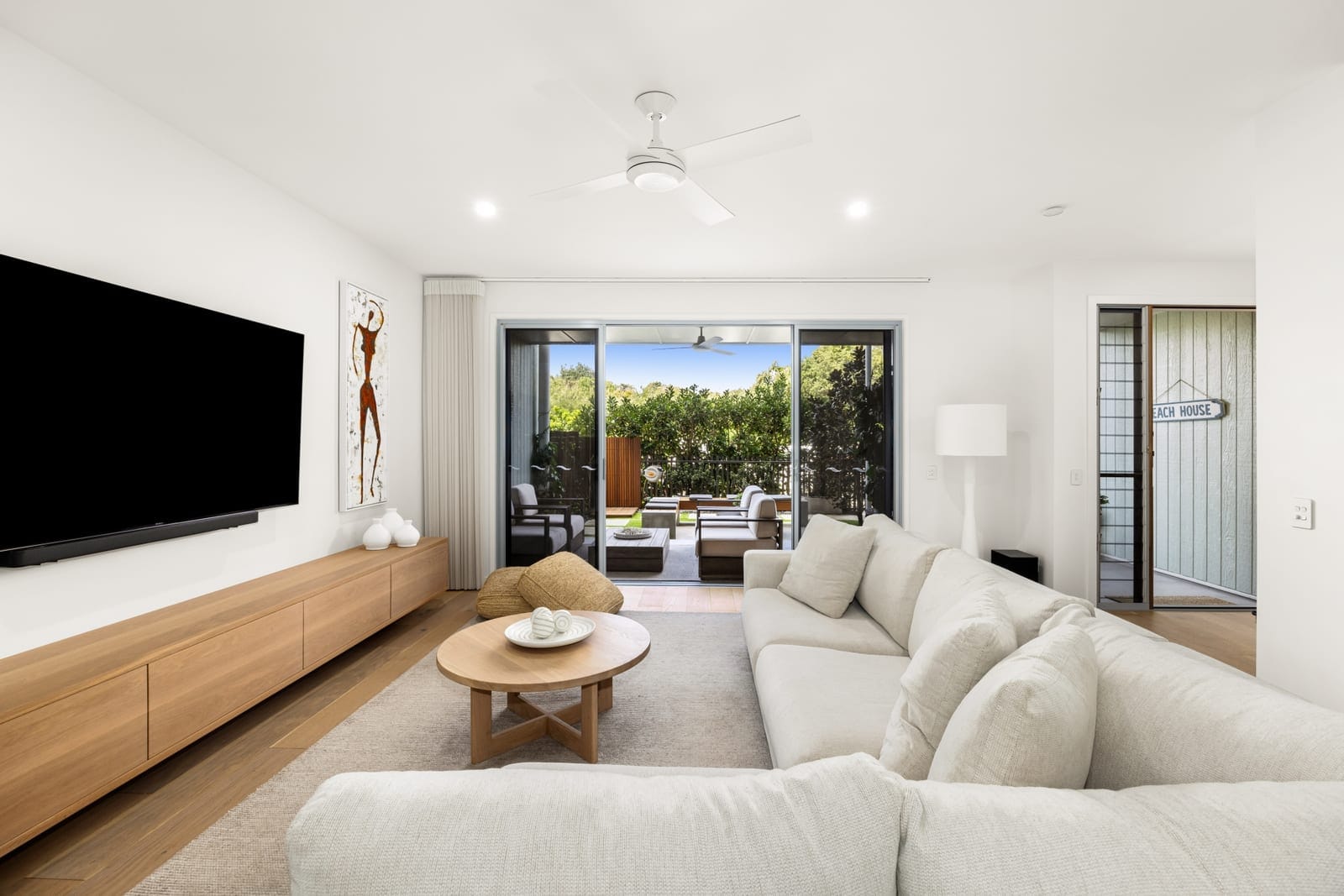 Freehold Beach House With Views and Private Lift