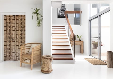 Ultimate Flexibility: Coastal Luxe Lifestyle + Income + 2 Dwellings