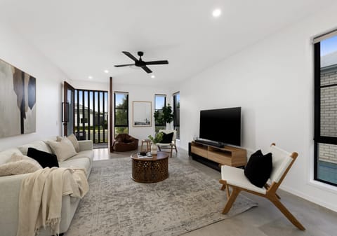 SOLD BY SOF & CHRIS | TOWN