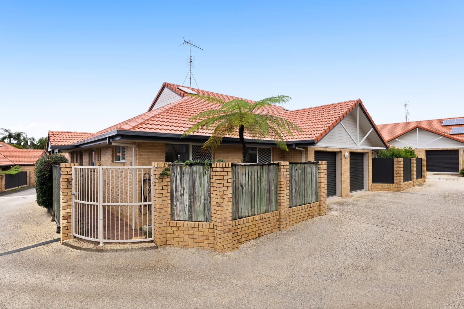 SOLD by Ollie Lehmann
