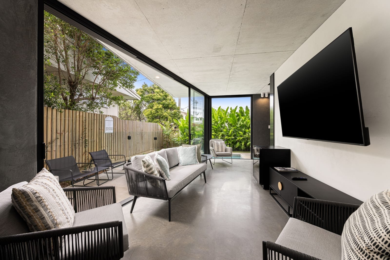 Luxury Beachside Townhouse with Private Pool & Lift
