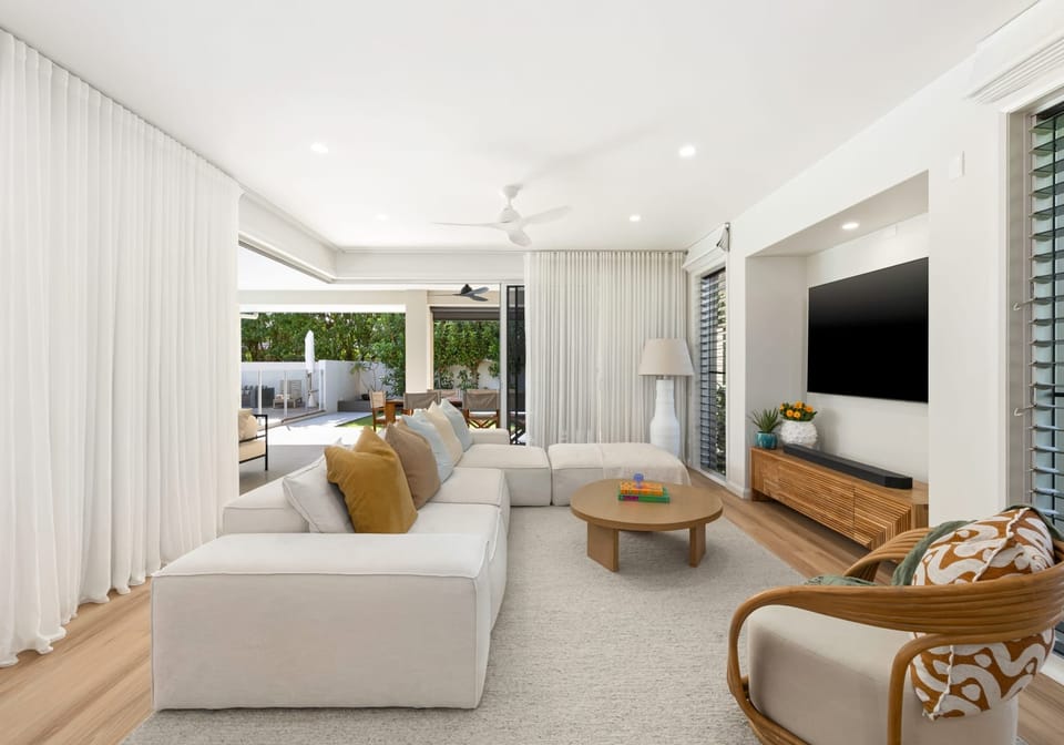 SOLD BY OLLIE LEHMANN