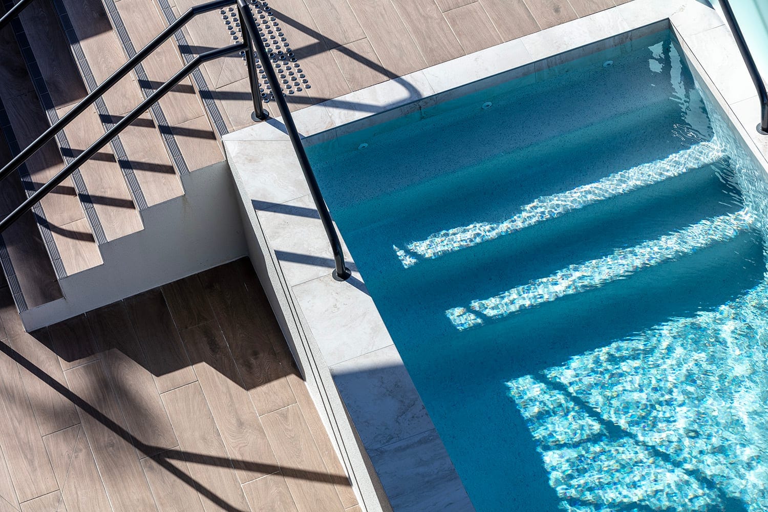 Brand New Luxury Build: Top Floor, Stunning Views