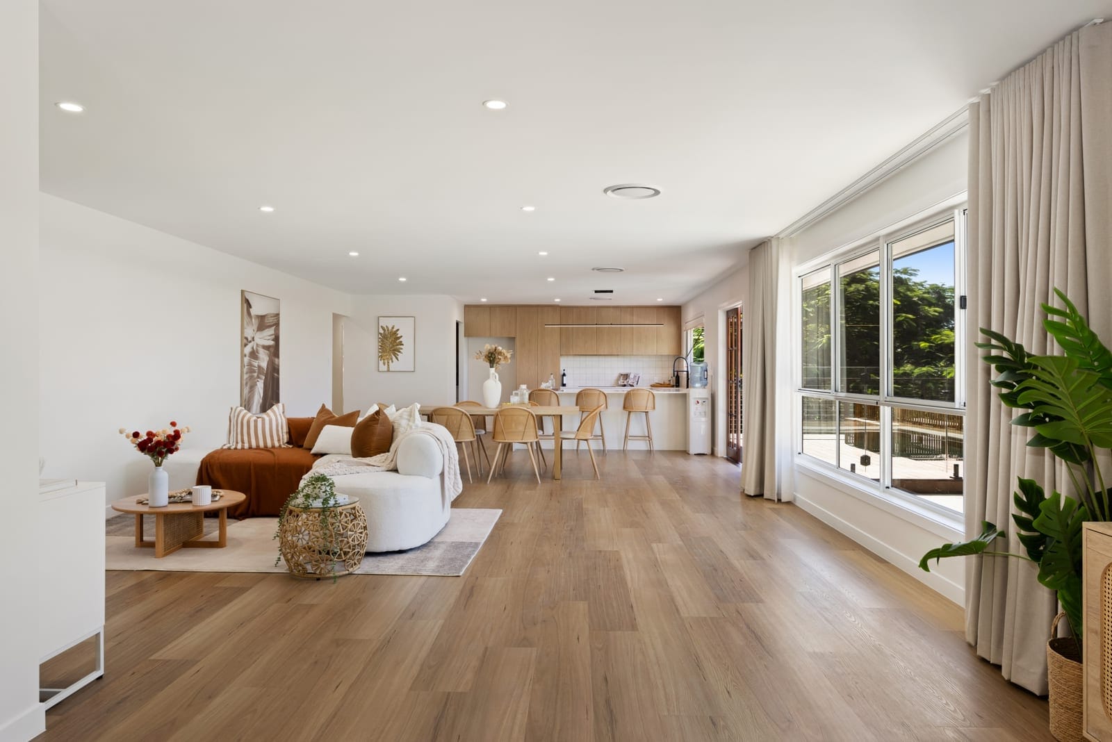 Luxury Acreage With Pool & Dual Living