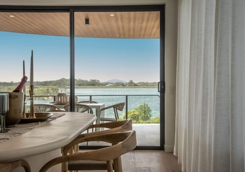 Brand New Luxury Build: Stunning Views