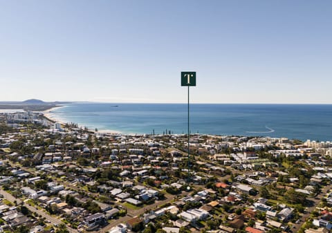Mooloolaba Magic: Dual Living or Airbnb $$$