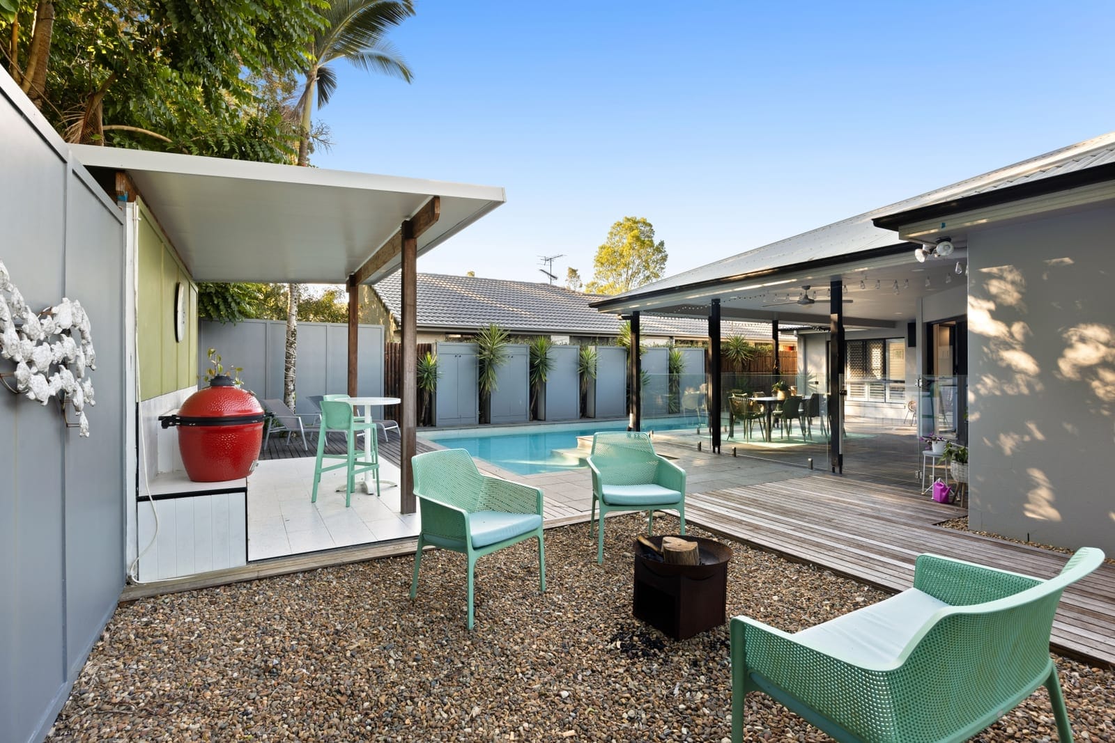 Contemporary Family Oasis with Reserve Backdrop