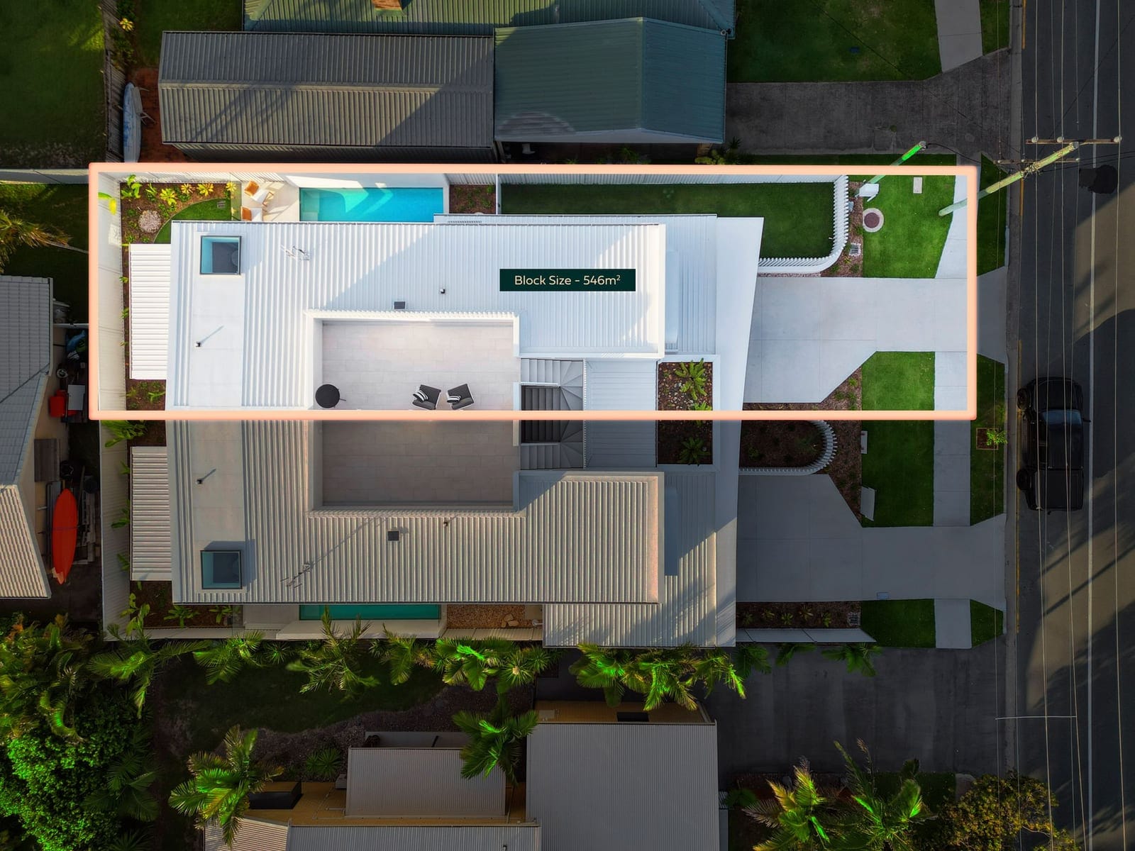 Brand New, High-End Designer Living!