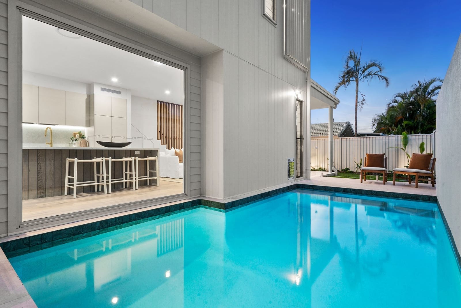 Brand New, High-End Designer Living!