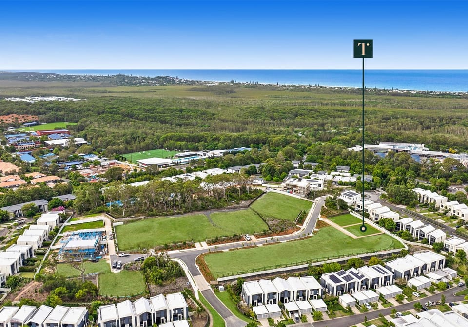 Build-Ready Vacant Land: Prime Lifestyle Location