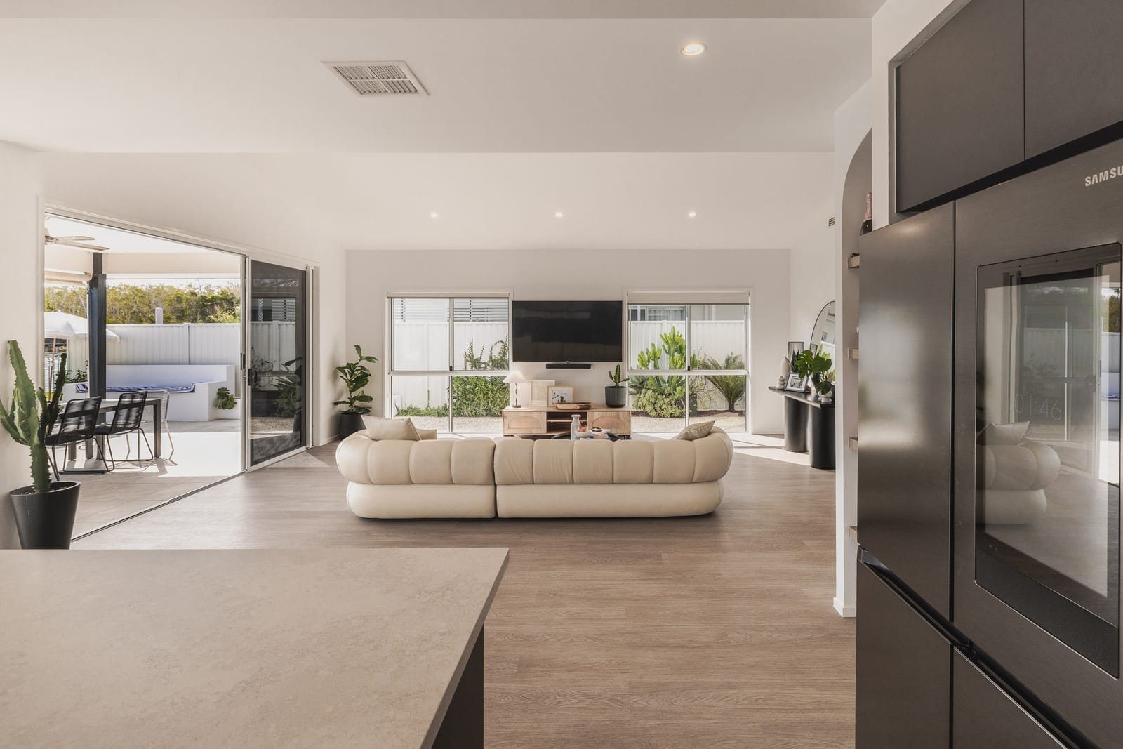 Designer Family Waterfront: Deepwater Access