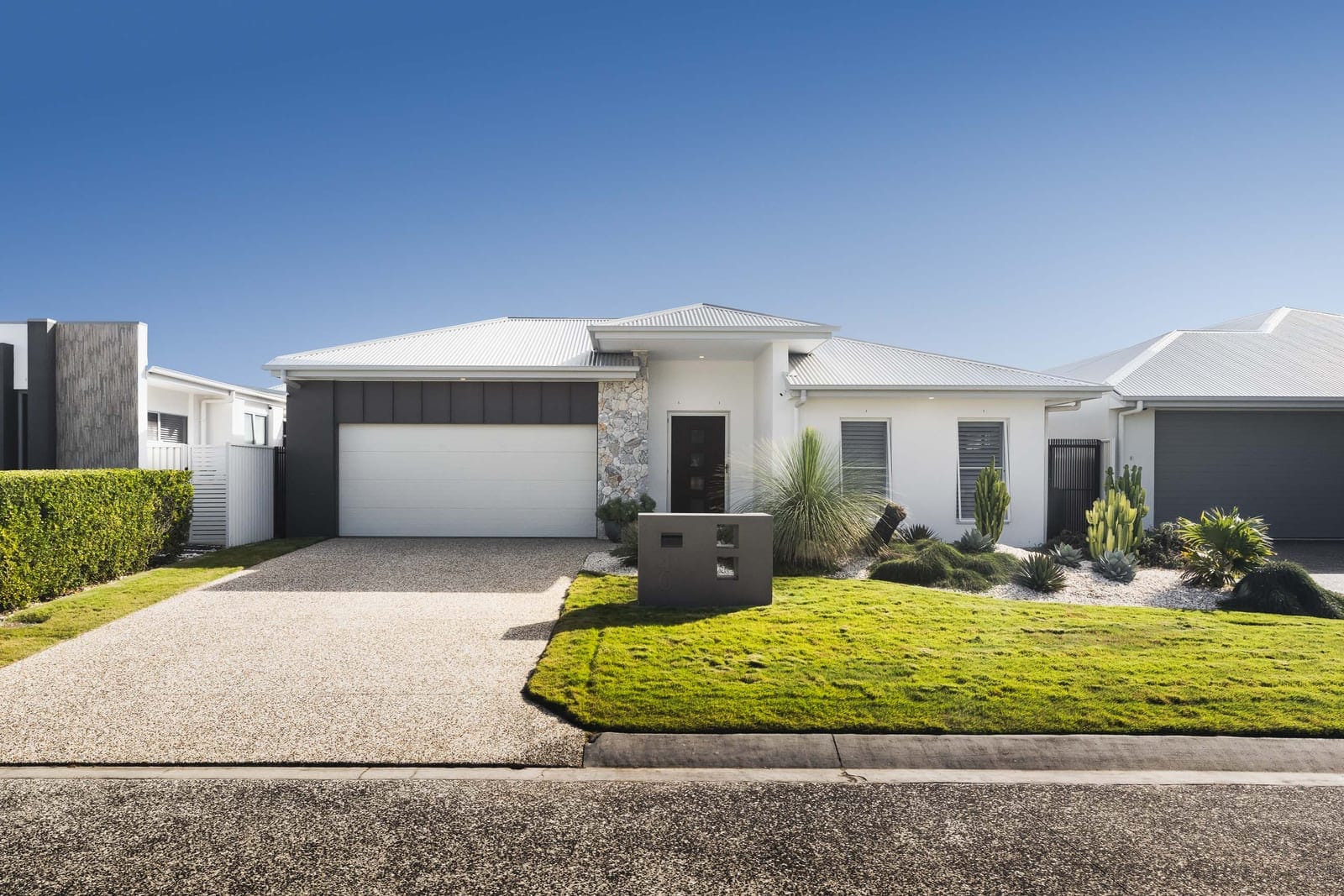 Designer Family Waterfront: Deepwater Access