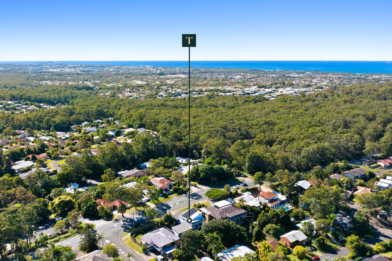 North Facing Entertainer: Views, Versatility, Location