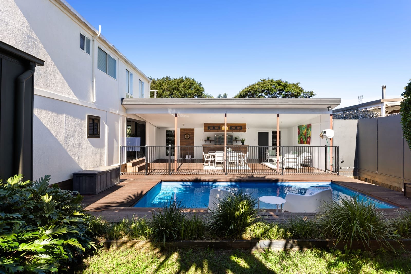 North Facing Entertainer: Views, Versatility, Location