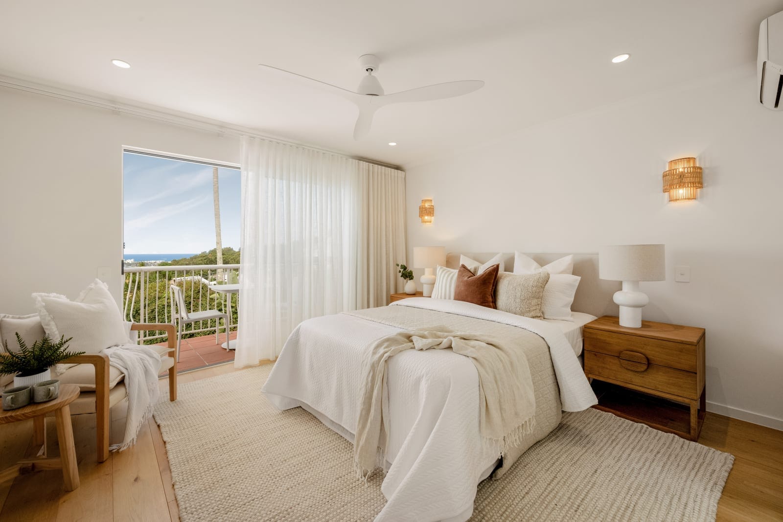 Prestige Escarpment Residence with Panoramic Coastal Vistas