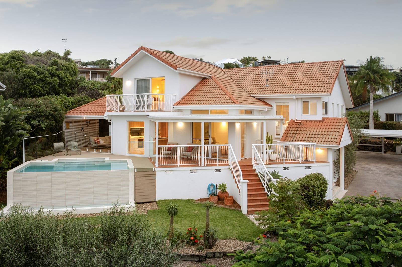 Prestige Escarpment Residence with Panoramic Coastal Vistas