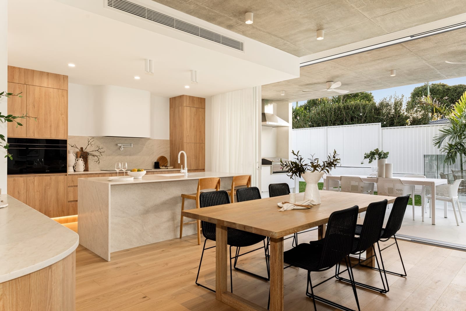 CORSICA - A Breathtaking Custom Build: High-End Stunner on TOP!