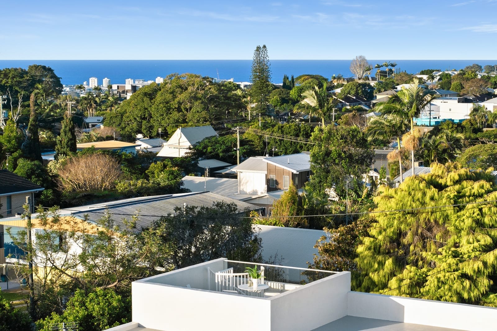 CORSICA - A Breathtaking Custom Build: High-End Stunner on TOP!