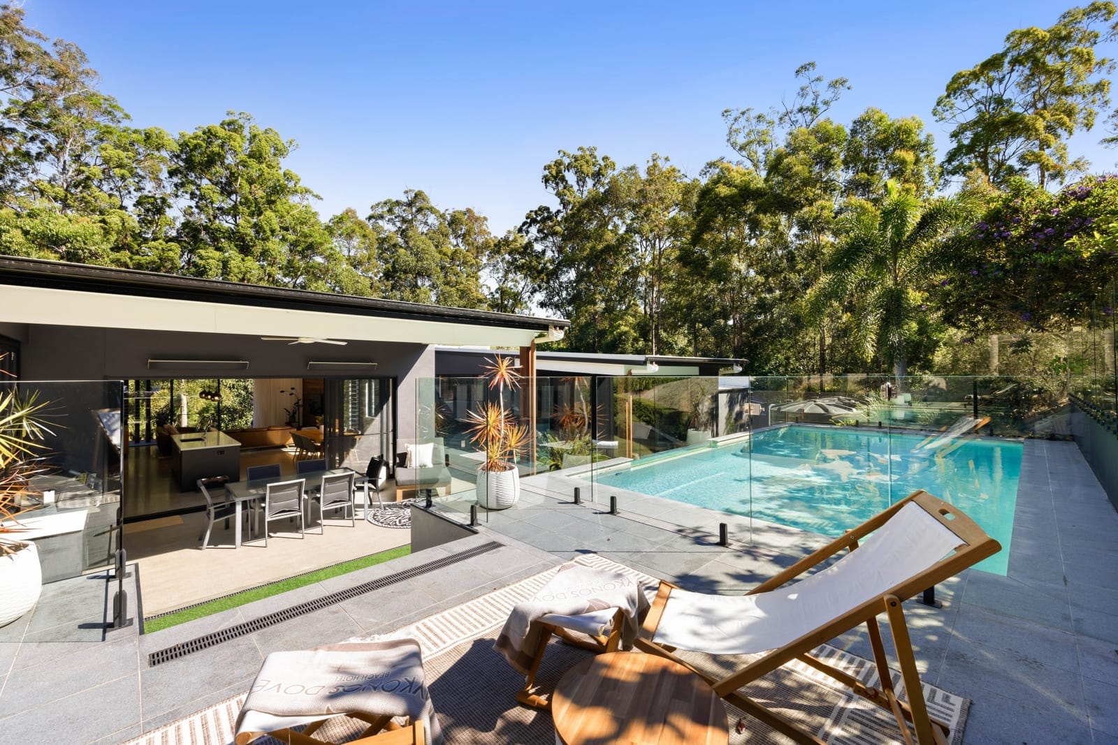 Where luxury meets lifestyle in one of the Coast’s most prestigious pockets!