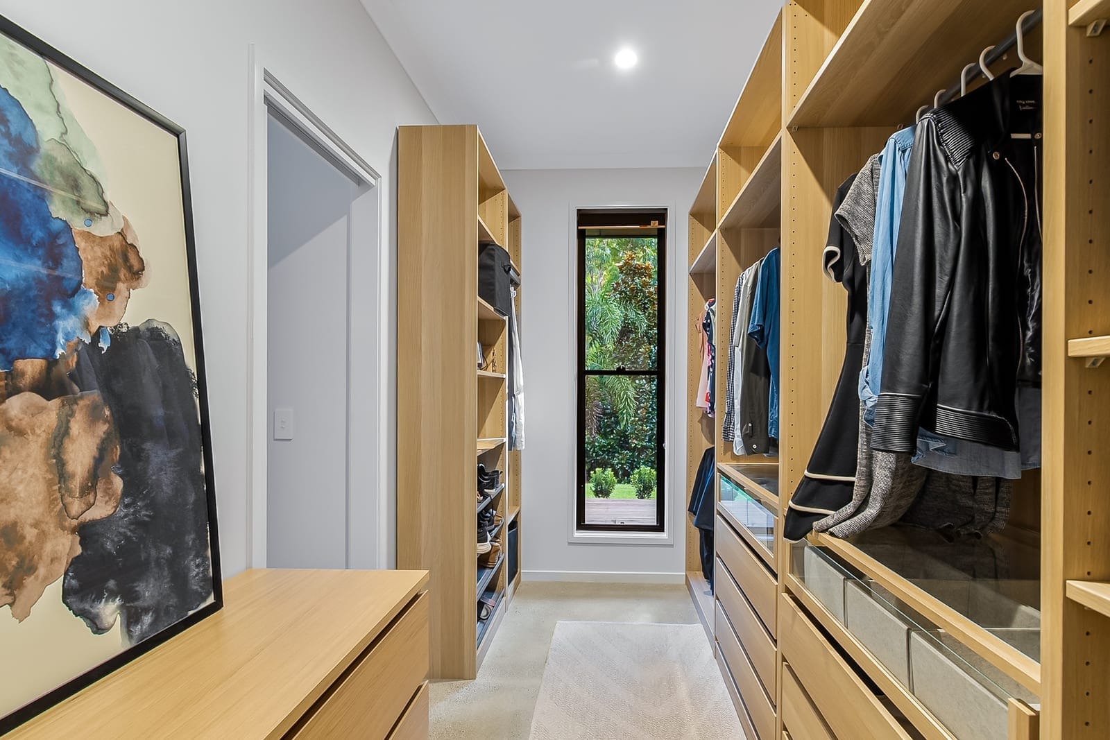 Where luxury meets lifestyle in one of the Coast’s most prestigious pockets!