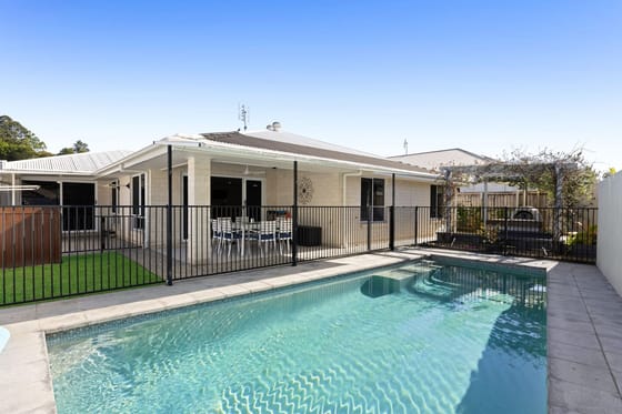 Single-Level Ease Meets Family-Friendly Comfort