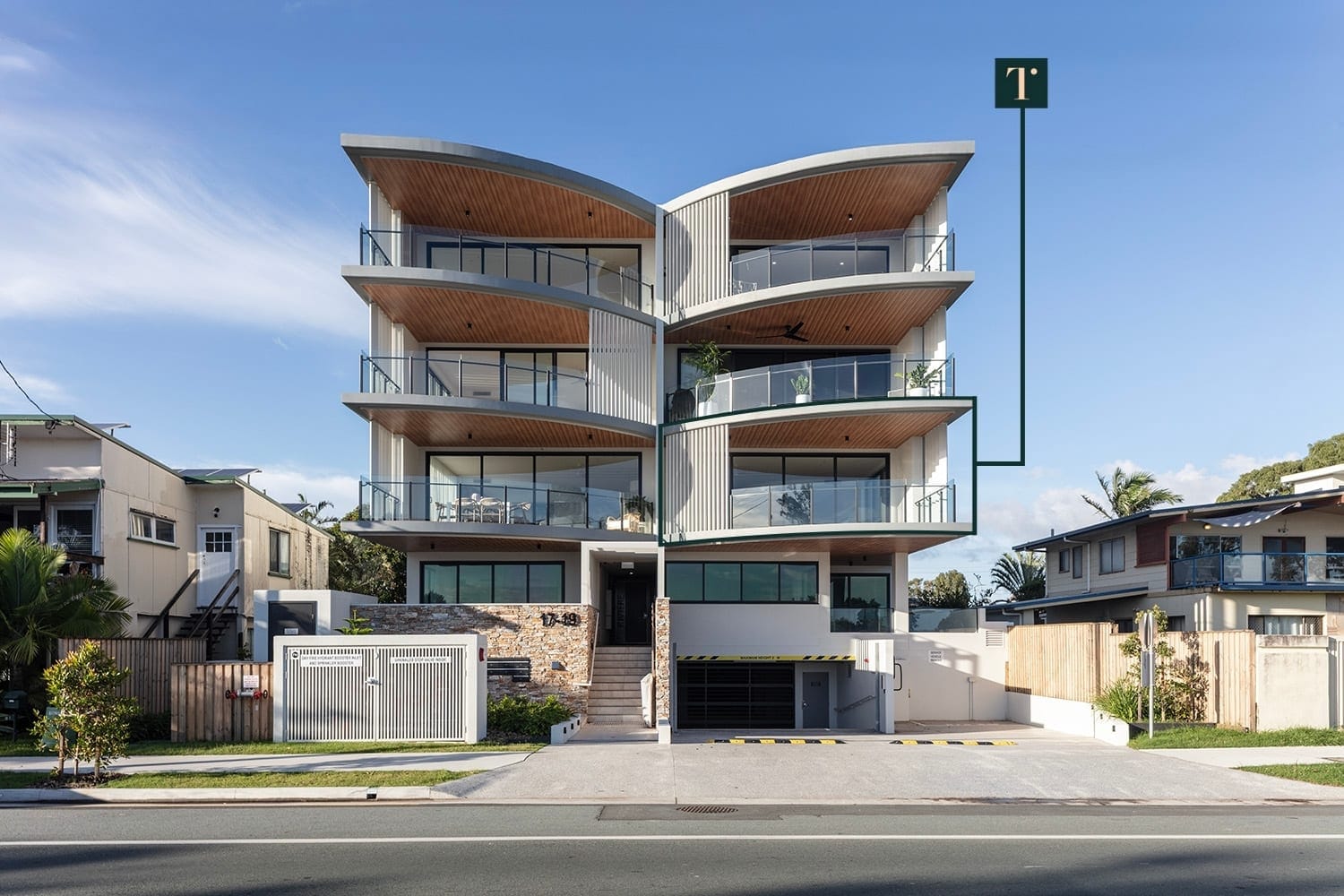 Brand New Luxury Build: Stunning Views