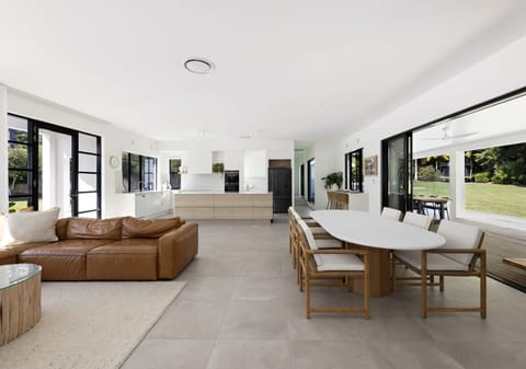 Boutique Acreage Magnificence: Privacy, Presentation, Prestige