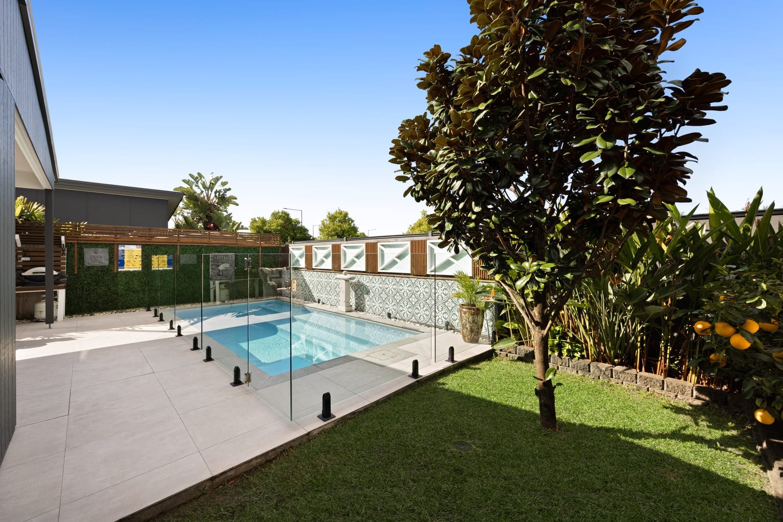 SOLD BY SOF & CHRIS | TOWN
