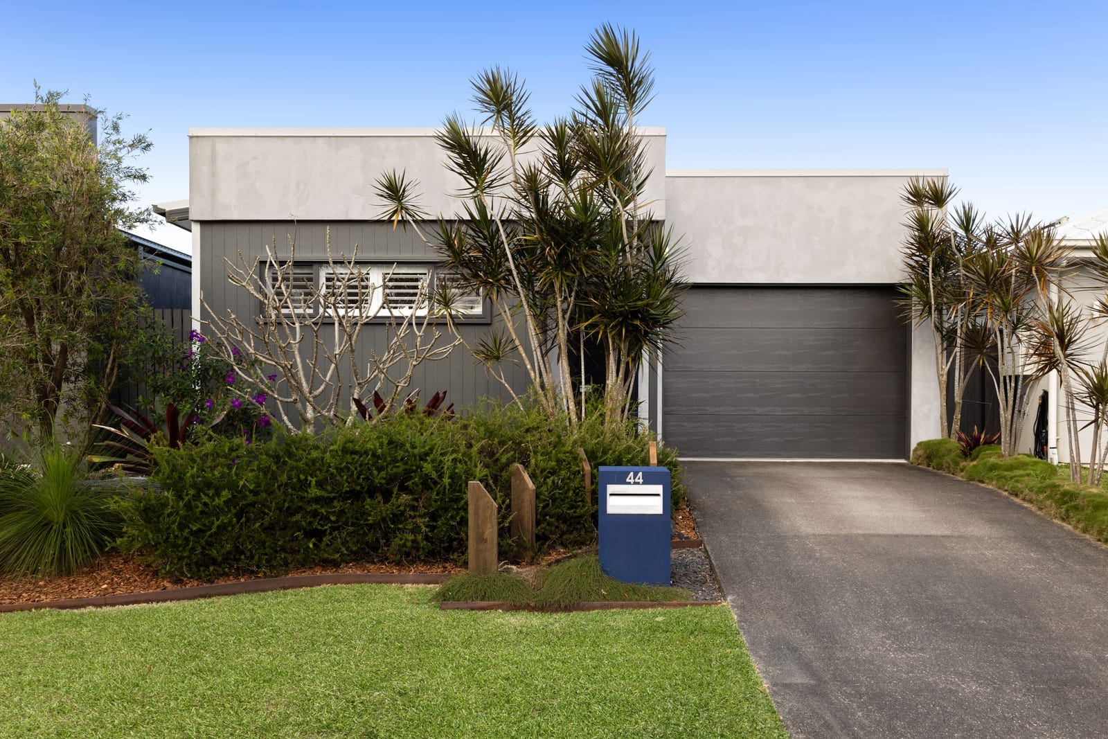SOLD BY SOF & CHRIS | TOWN