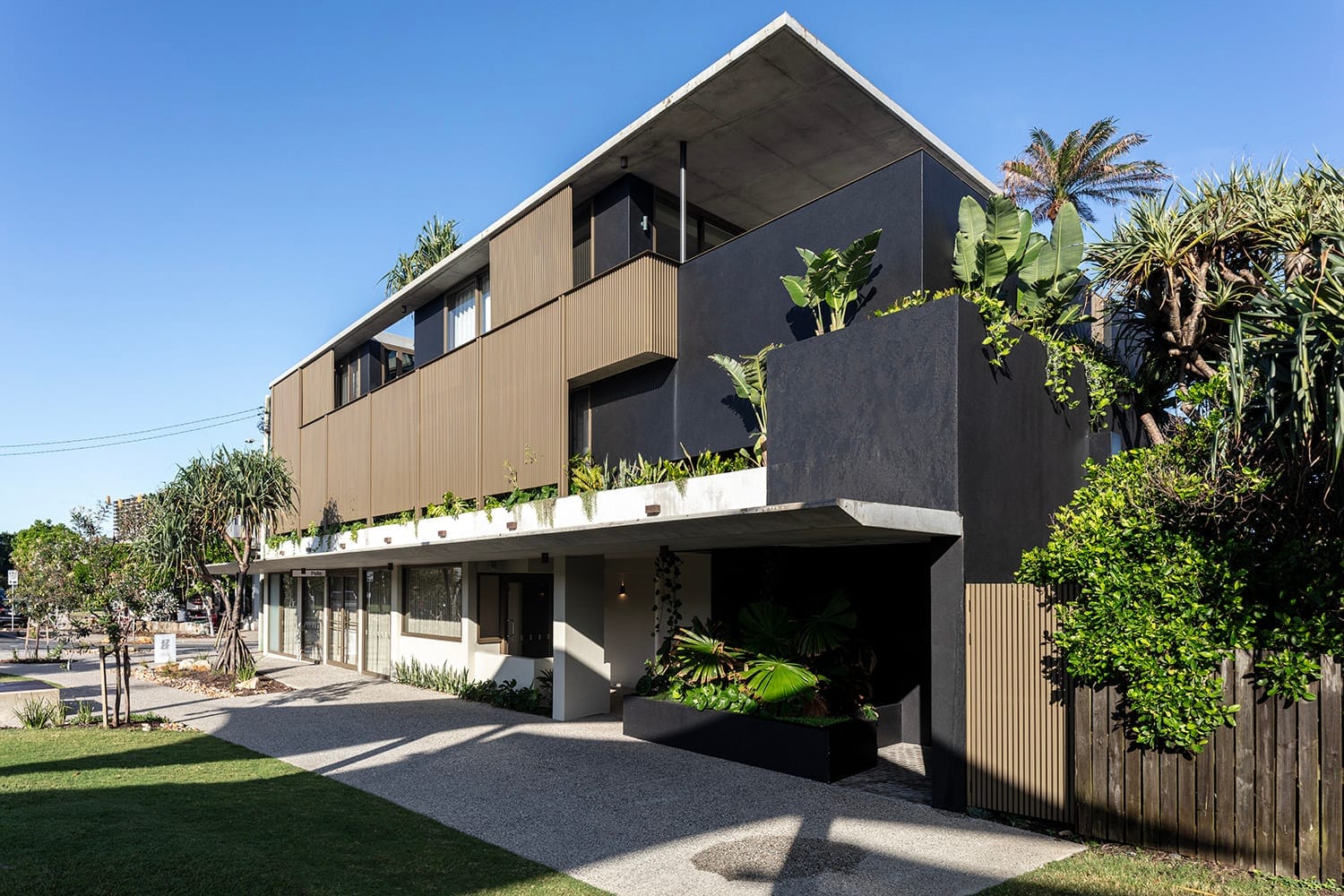 Luxury Beachside Commercial Space