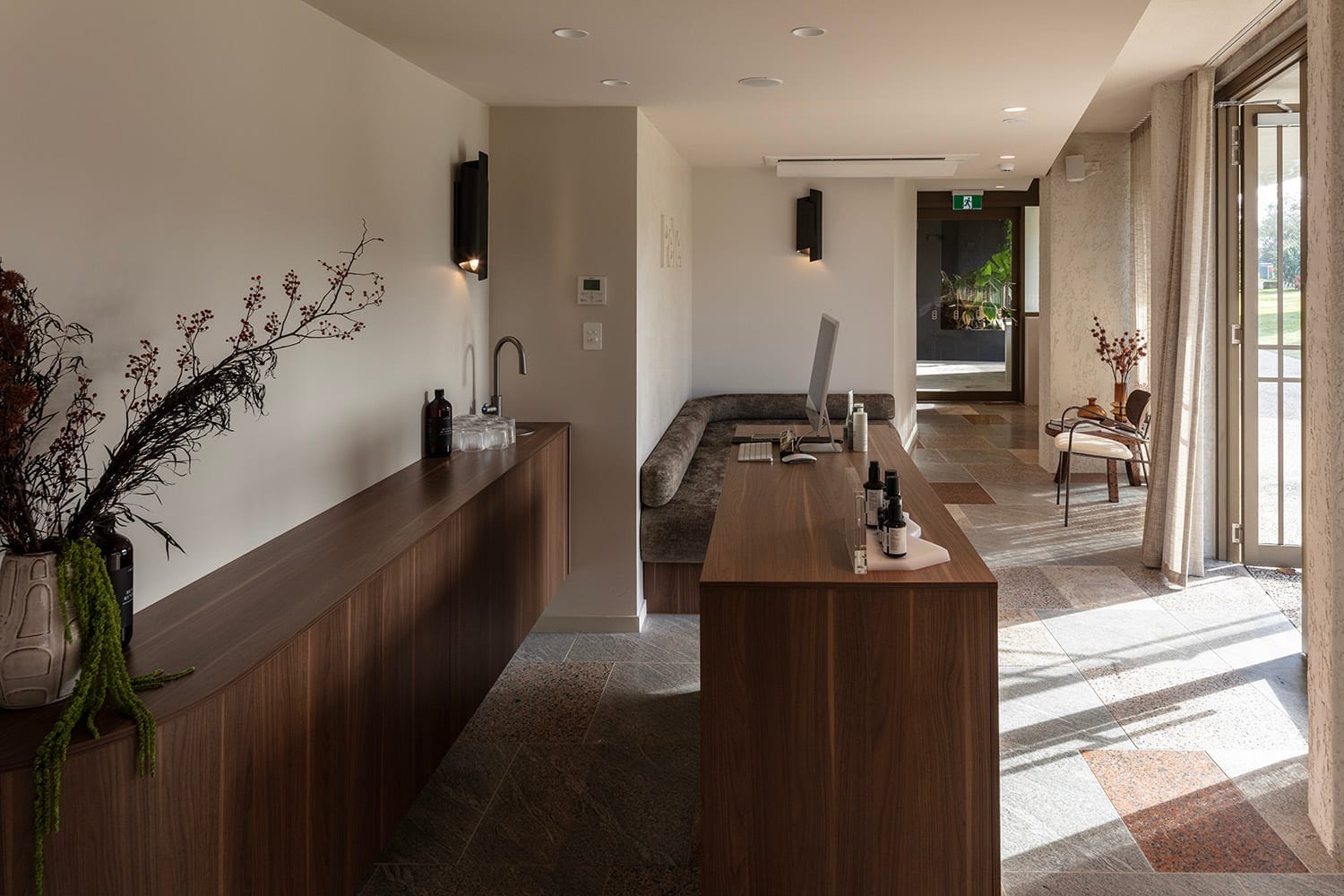 Luxury Beachside Commercial Space