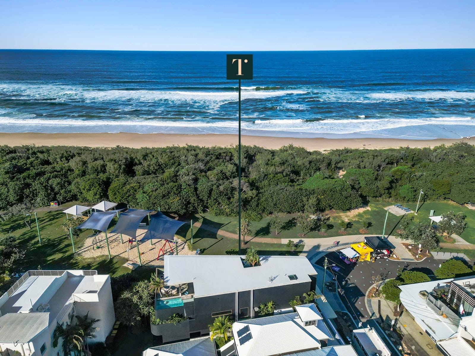 Luxury Beachside Commercial Space
