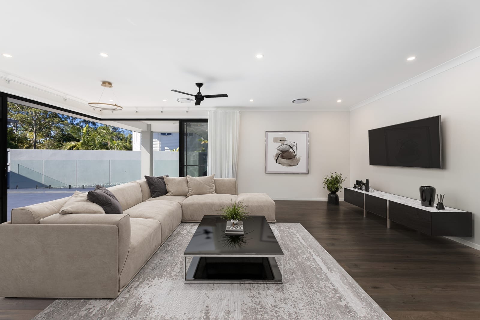 Designer Living in Leafy Enclave