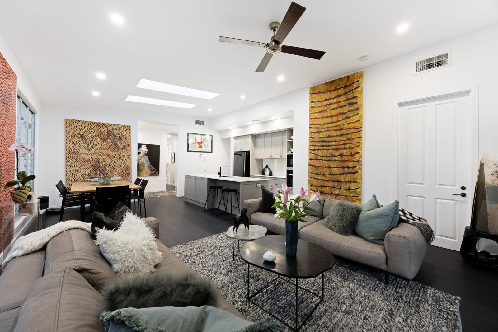 Elegant Home In Bespoke Residence