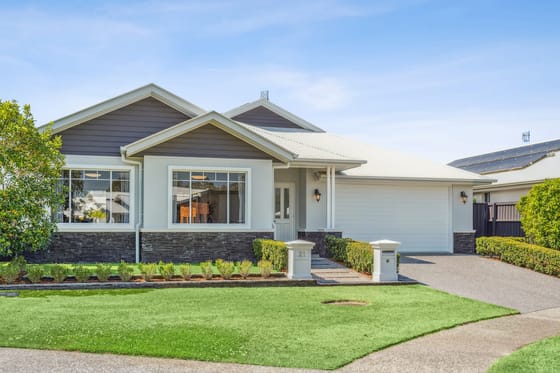 SOLD by Team Cassie Kennedy!