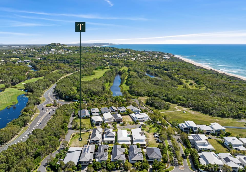 Vacant Beachside Block: 669m2 North Facing (RARE)