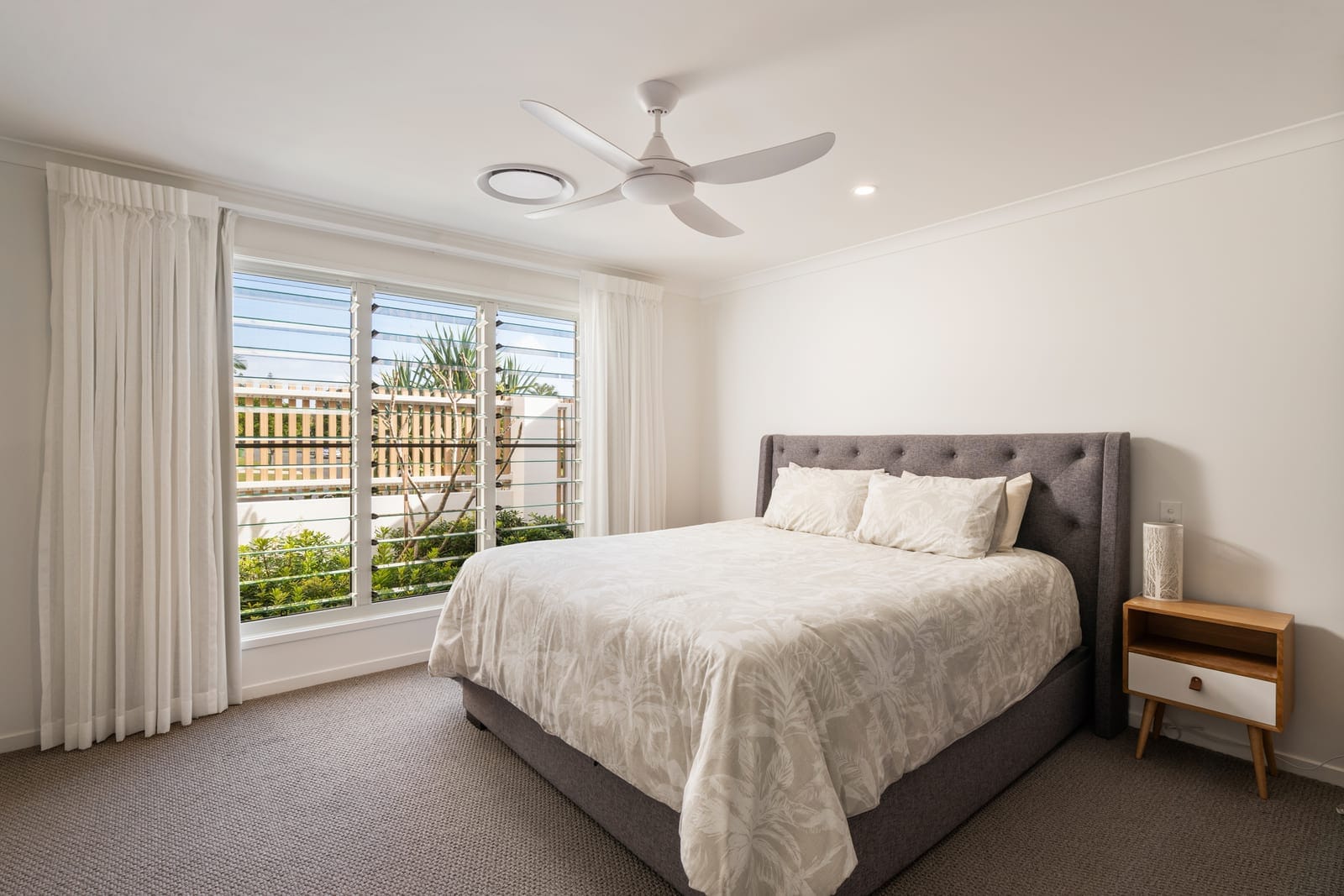 North Facing Entertainer on HUGE 1062m2!